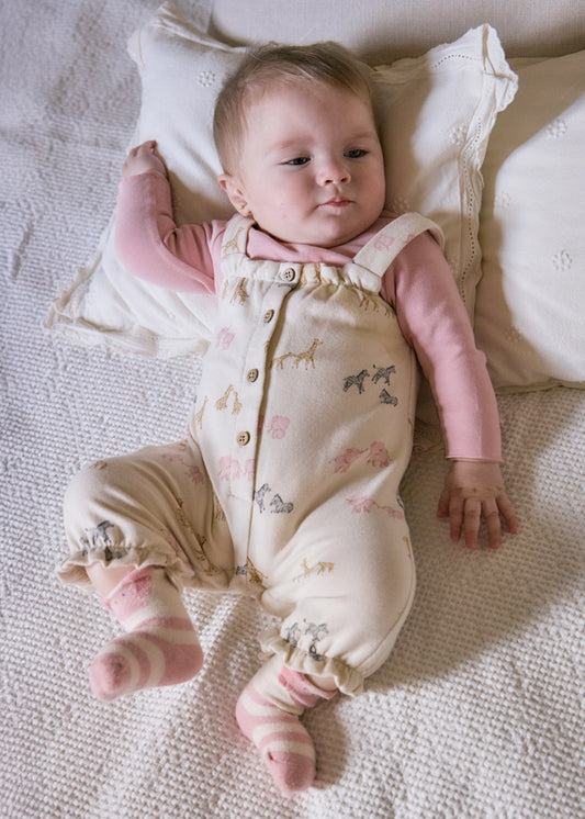 Conj. jardineira estampado - mayoral - New Born menina - AW25-2606